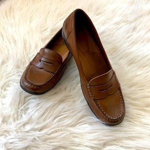 GH BASS & CO Comfortable Brown Loafers